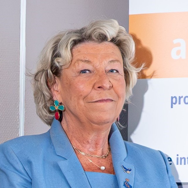 nathalie huyghebaert